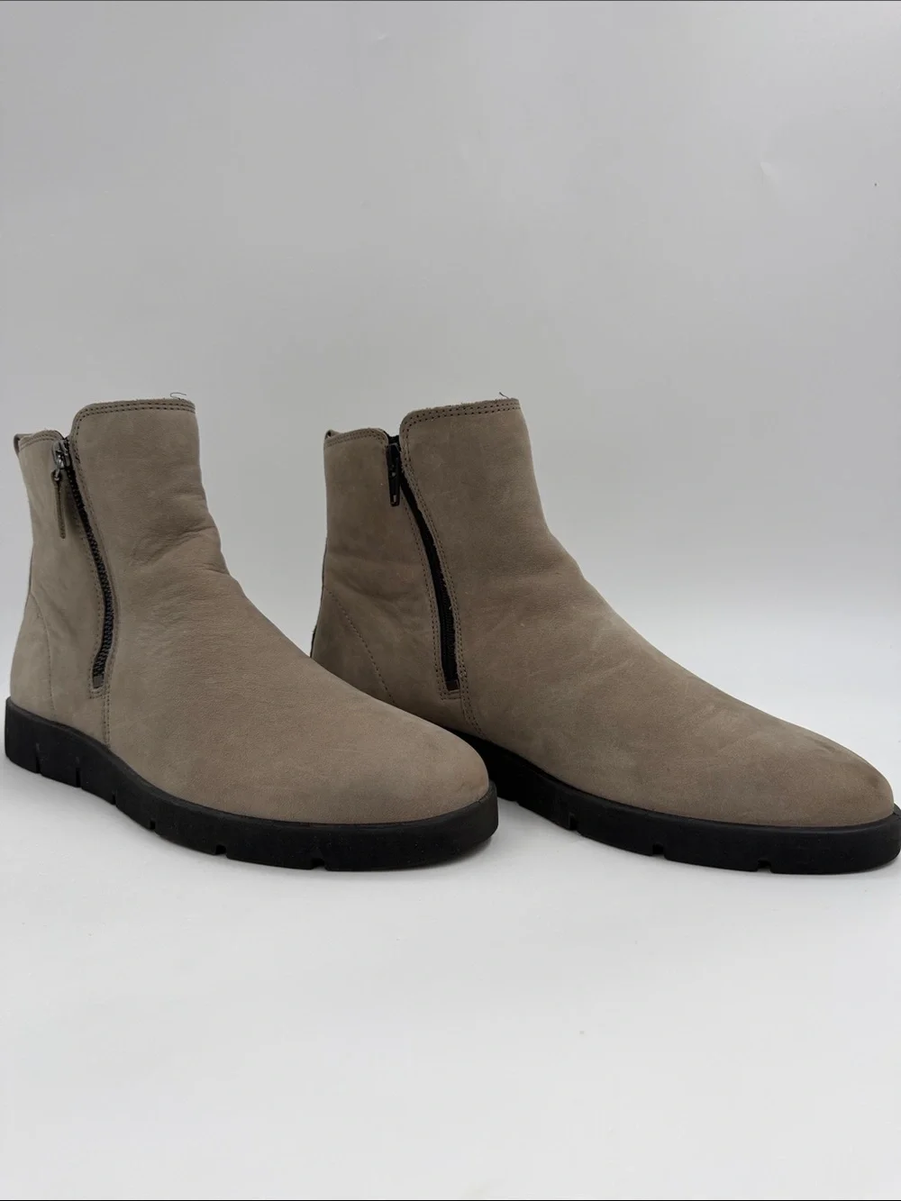 Ecco bella women